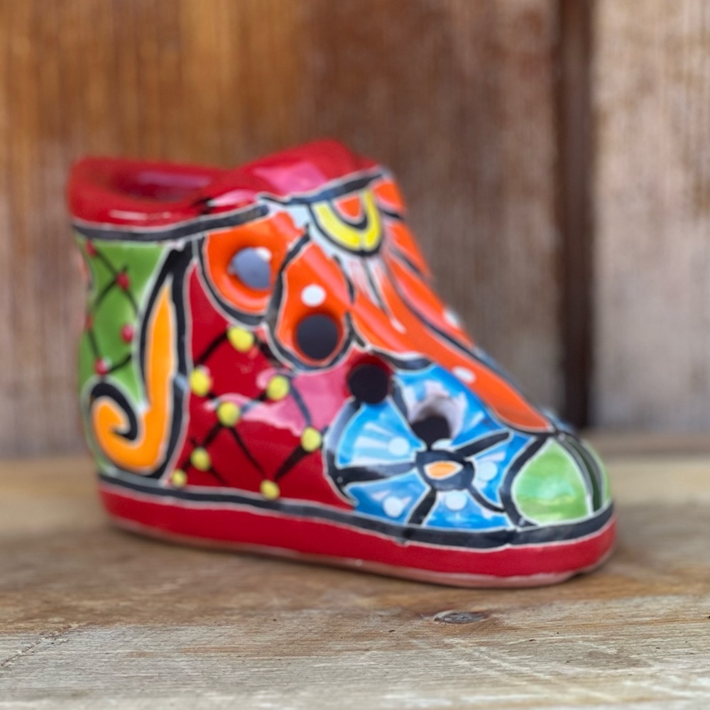 MEXICAN Talavera style shoe planter - Picture 4 of 11